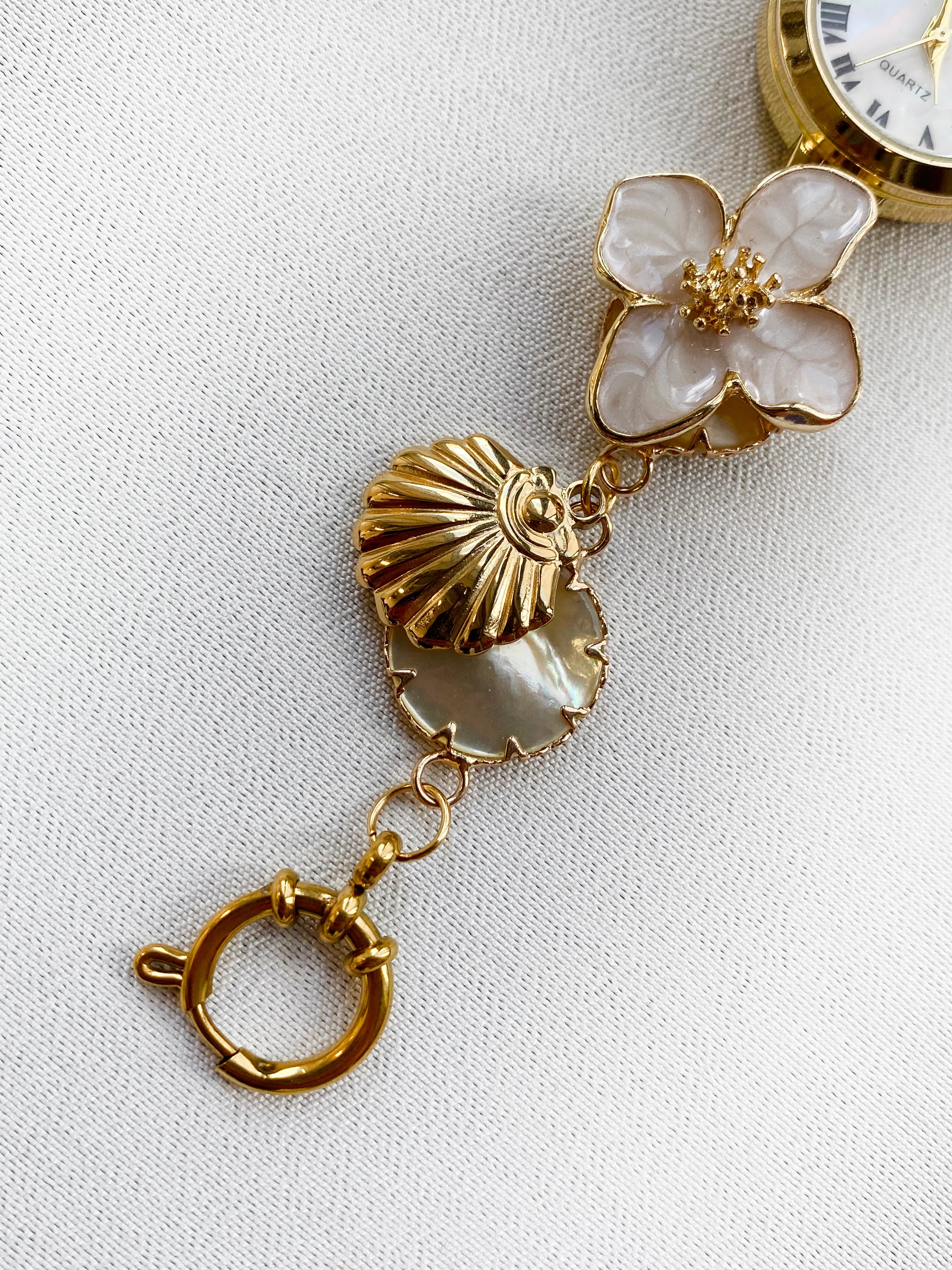 Floral Seashell Watch